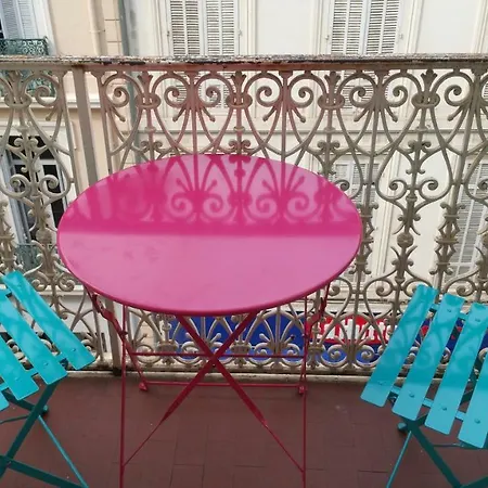 One-Bedroom Apt With Balcony On Rue Hoche *